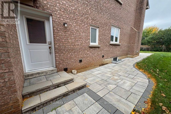 Basement - 45 Fern Avenue, Richmond Hill, ON L4B3R5 Photo 3