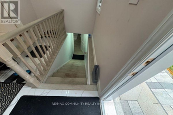 Basement - 45 Fern Avenue, Richmond Hill, ON L4B3R5 Photo 4