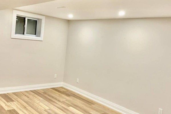 Basement - 5 Mcdonald Drive, Aurora, ON L4G2T4 Photo 3