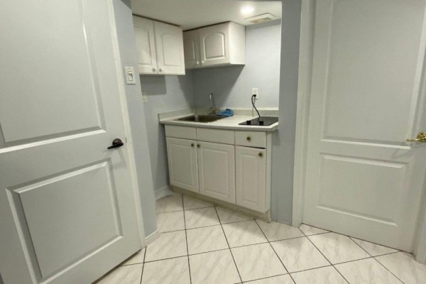 Basement - 5110 Timbermill Court, Mississauga, ON L5V2B8 Photo 4
