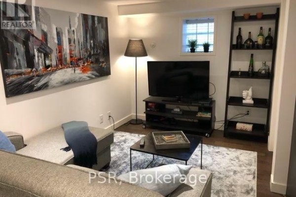 Living room - Basement - 54a Galley Avenue, Toronto, ON M6R1H1 Photo 2