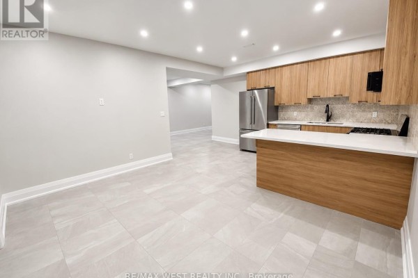 Basement - 58 Aura Lea Boulevard, Toronto, ON M9M1K5 Photo 3