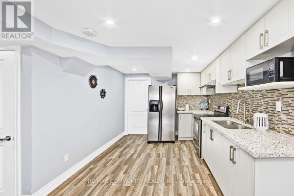 Kitchen - Basement - 58 Clamerten Road, Whitchurch Stouffville, ON L4A0E8 Photo 3