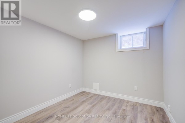 Bedroom - Basement - 59 Wolseley Street, Toronto, ON M5T1A4 Photo 3