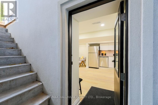 Basement - 6 Luttrell Avenue, Toronto, ON M4C5E3 Photo 4