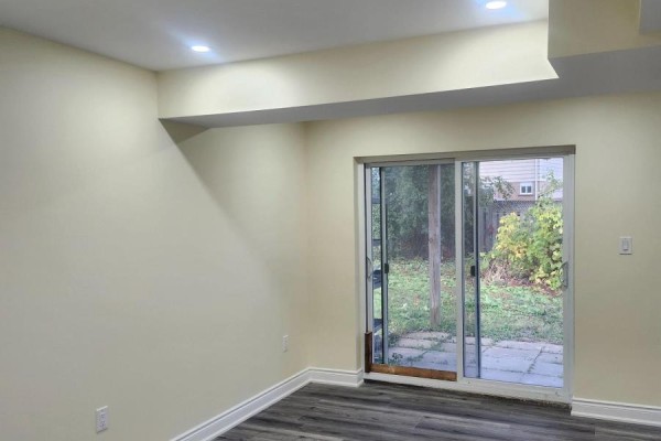 Living room - Basement - 6 Wall Court, Barrie, ON L4M5A4 Photo 4