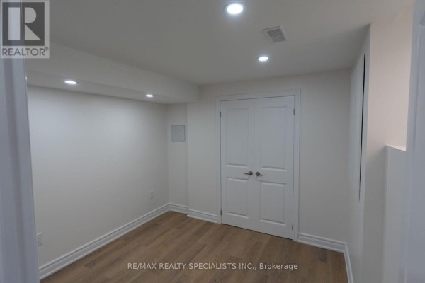 Kitchen - Basement - 6287 Lisgar Drive, Mississauga, ON L5N7V1 Photo 2