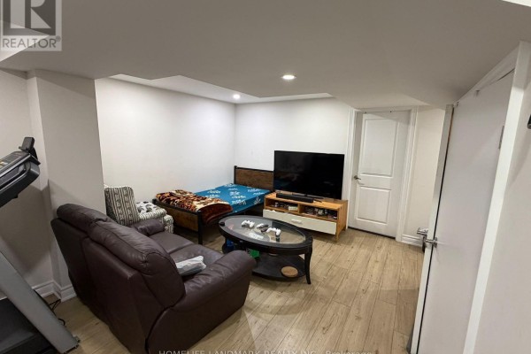 Basement - 68 Liam Lane, Markham, ON L3S0E8 Photo 4
