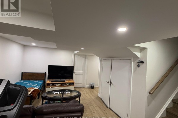 Basement - 68 Liam Lane, Markham, ON L3S0E8 Photo 5