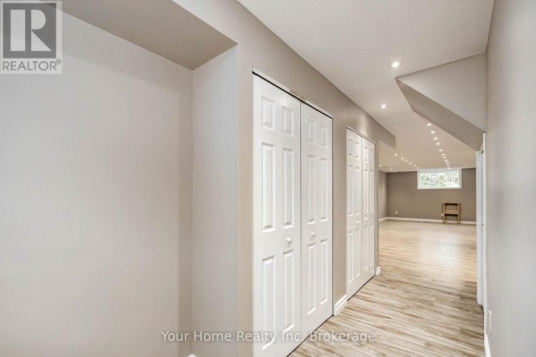 Bathroom - Basement - 70 Bard Boulevard, Guelph, ON N1L0E3 Photo 4