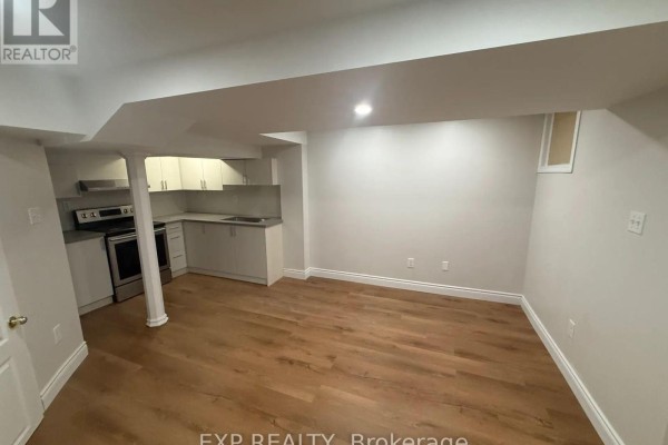 Kitchen - Basement - 7683 Black Walnut Trail, Mississauga, ON L5N8A6 Photo 4