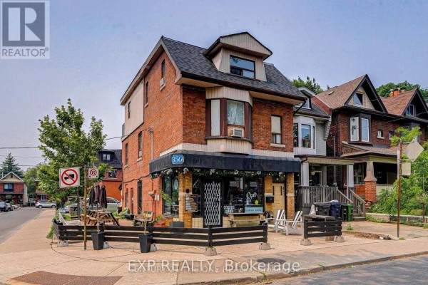 Kitchen - Basement - 850 Carlaw Avenue, Toronto, ON M4K3L3 Photo 2