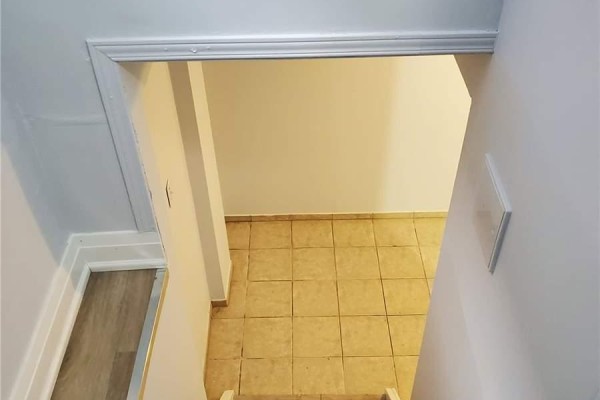 Family room - Basement - 859 Drysdale Drive, Mississauga, ON L5V1X5 Photo 3