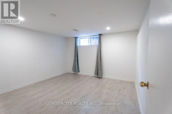 Basement 1 - 100 Dixon Road, Toronto, ON M9P2L6 Photo 4