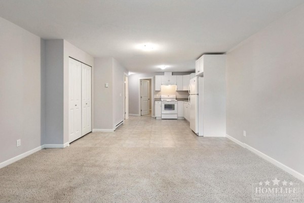 Basement 18864 68 Avenue, Surrey, BC V4N5Z9 Photo 5