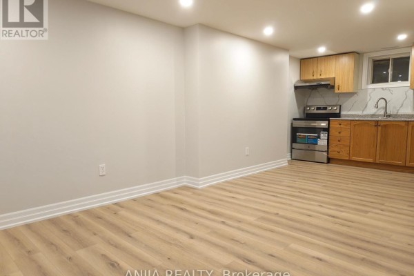 Basement #3 - 5 Janna Court, Markham, ON L3R8Z3 Photo 4