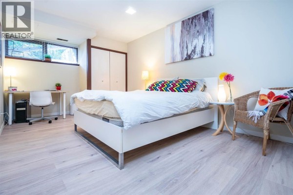Basement-4290 Salish Drive, Vancouver, BC V6N3M6 Photo 3