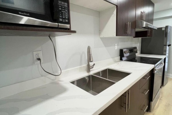 Basement Apartment - 2388 Dress Circle Crescent, Oshawa, ON L1L0L8 Photo 2