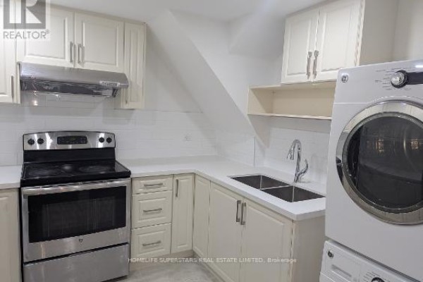 Basement Apartment - 26 Glenmore Crescent, Brampton, ON, photo 3