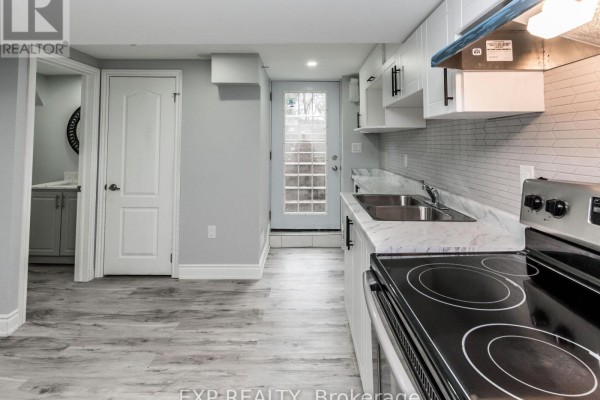 Basement Apartment - 91 Corby Crescent, Brampton, ON L6Y1H3 Photo 4