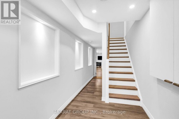 Kitchen - Basement Apt - 5463 Fudge Terrace, Mississauga, ON L5M0N1 Photo 3