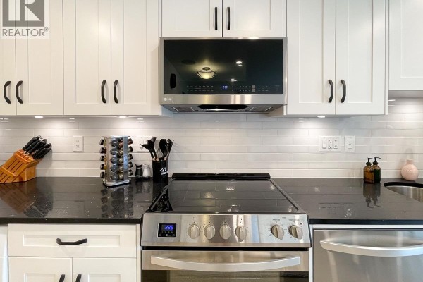 Basement Suite 7986 Rosewood Street, Burnaby, BC V5E2H3 Photo 4