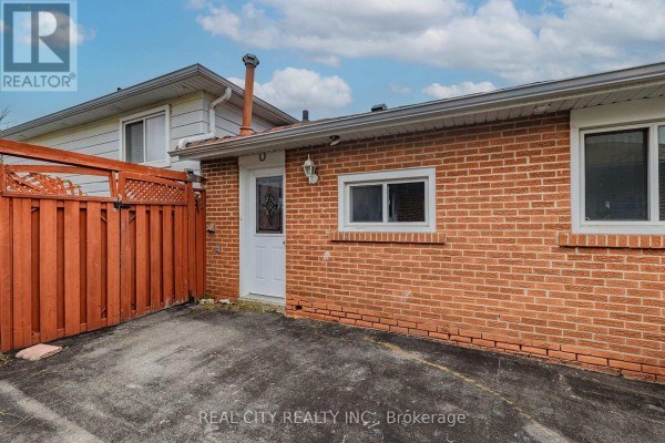 Bedroom 2 - Basement Unit - 3385 Morningstar Drive, Mississauga, ON L4T1X6 Photo 2