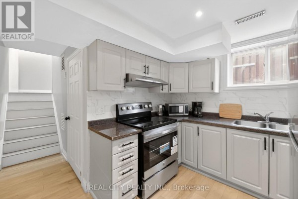 Kitchen - Basement Unit - 3385 Morningstar Drive, Mississauga, ON L4T1X6 Photo 3