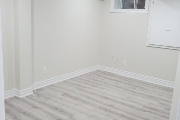 Basement Unit - 523 Dymott Avenue, Milton, ON L9T7V6 Photo 3