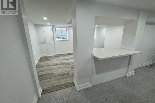 Kitchen - Basement Unit - 97 Central Park Boulevard N, Oshawa, ON L1G5Y4 Photo 2