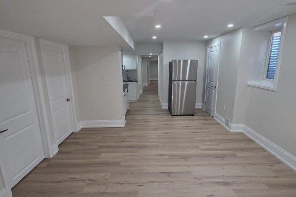 Bastment - 1414 Wellwood Terrace, Milton, ON L9E1V1 Photo 3