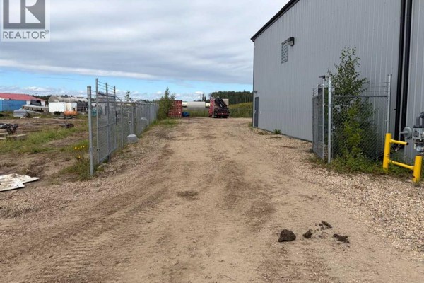 Bay 1, 2942 33 Avenue, Whitecourt, AB T7S0E5 Photo 4