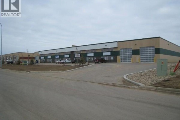 Bay #6 & 7, 10602 79 Avenue, Clairmont, AB, photo 3