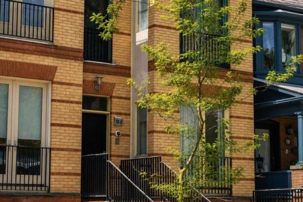 B&c - 116 Hazelton Avenue, Toronto, ON, photo 2