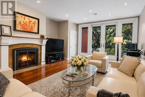 Kitchen - B&c - 116 Hazelton Avenue, Toronto, ON M5R2E5 Photo 5