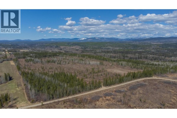 Blk A 97 Highway, Hixon, BC V0K1S0 Photo 2