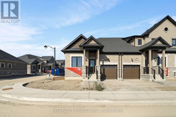 Blk7 Th 32 - 21 Sunbird Way, Halton Hills