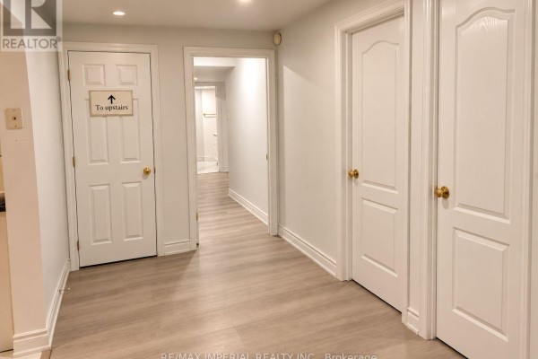 Bsm-2 - 493 Blackstock Road, Newmarket, ON L3Y8H6 Photo 5