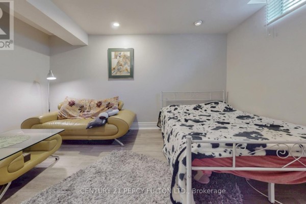 Bsmnt - 158 Holm Crescent, Markham, ON L3T5J3 Photo 4