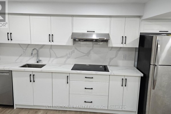 Bsmnt - 17a Skelton Crescent, Ajax, ON L1Z0S2 Photo 5