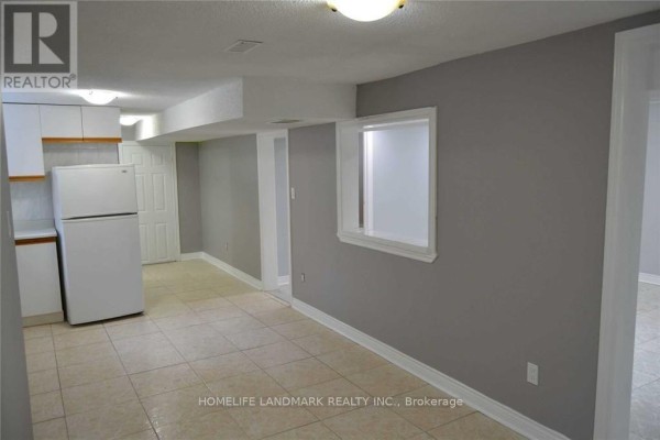 Bsmnt - 190 Barrie Street, Bradford West Gwillimbury, ON L3Z1R6 Photo 5