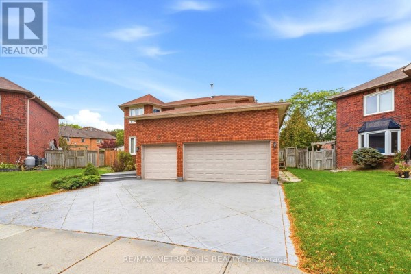 Kitchen - Bsmt - 10 Sillett Drive, Ajax, ON L1T3J3 Photo 2