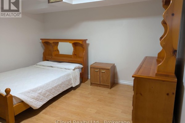 Bsmt - 11 Daystrom Drive, Toronto, ON, photo 3