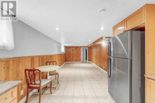 Kitchen - Bsmt - 115 Darlingside Drive, Toronto, ON M1E3P4 Photo 3