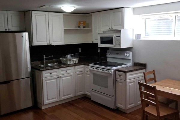 Bsmt - 12 Monarchwood Crescent, Toronto, ON, photo 2