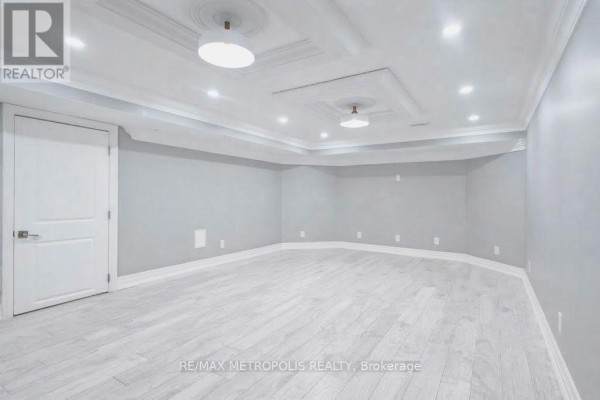 Bsmt - 121 Livingstone Street E, Barrie, ON L4M6X5 Photo 2