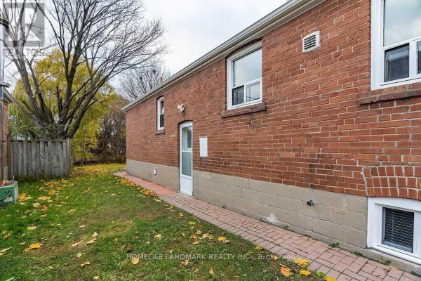 Bedroom 2 - Bsmt - 1356 Warden Avenue, Toronto, ON M1R2S2 Photo 4