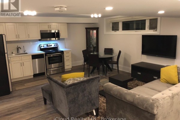 Bsmt - 154 Delhi Avenue, Toronto, ON, photo 2