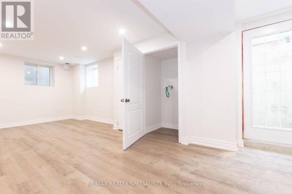 Bsmt - 1563 Doran Crescent, Milton, ON L9E1H5 Photo 5