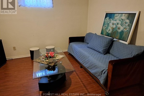 Bsmt - 1706 Blackbird Drive, Mississauga, ON L4X1M8 Photo 4